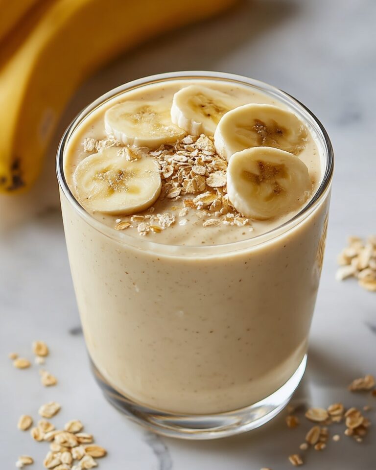 Creamy Banana Smoothie: Easy, Flavor-Packed Weeknight Treat Recipe