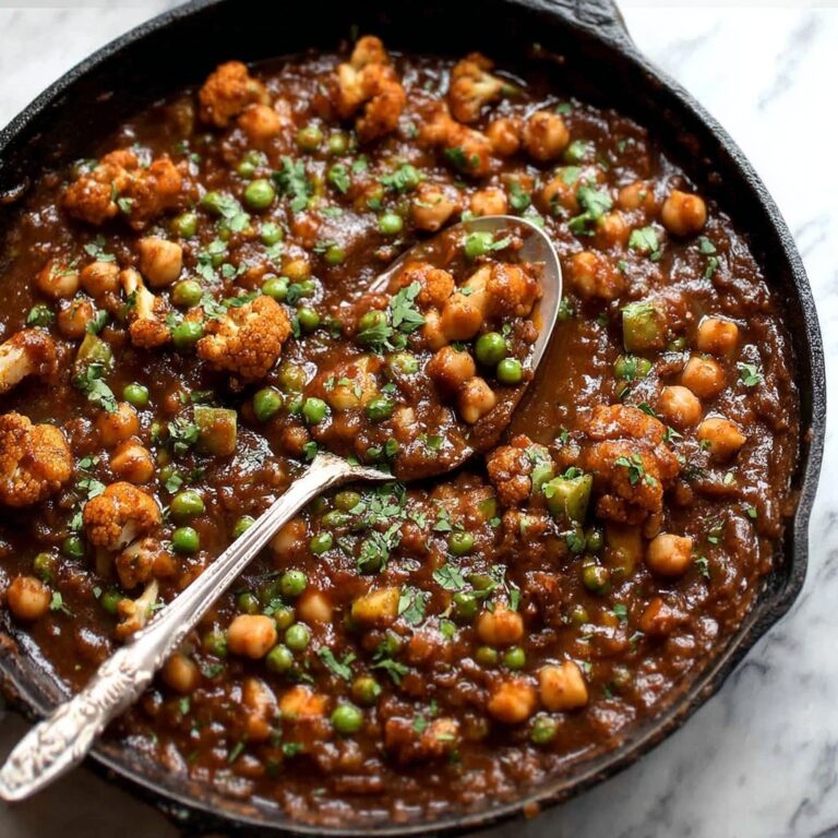 Cauliflower and Chickpea Curry Recipe