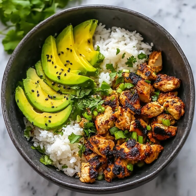 Bold and Flavorful Sweet and Spicy Honey Chipotle Chicken Bowls Recipe